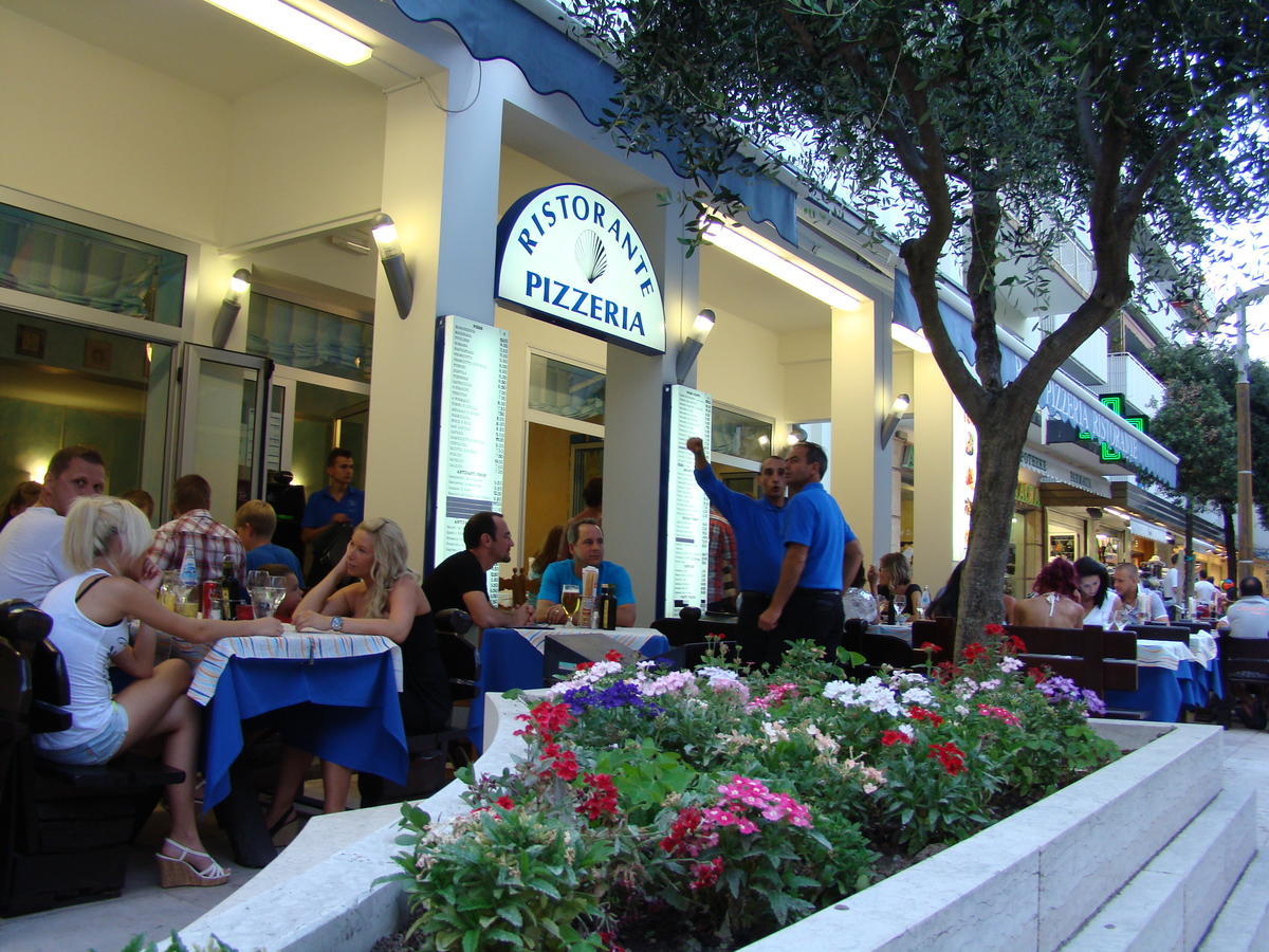 Hotel Blue Marine Lignano Sabbiadoro Zewnętrze zdjęcie